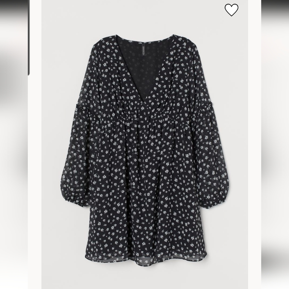 A-line short v-neck chiffon black & white floral dress size XS